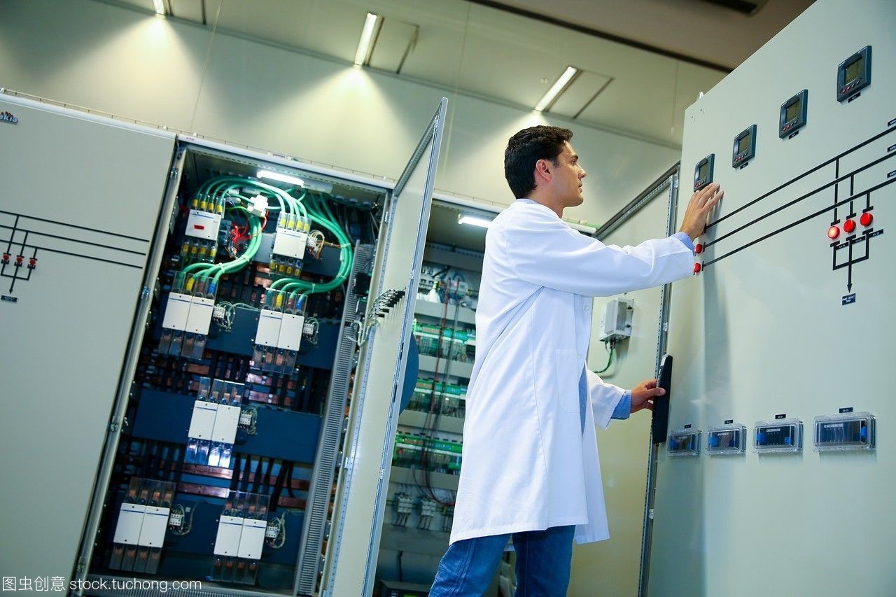 研究員。低壓微網(wǎng)絡(luò)。用于智能電網(wǎng)和智能電表的測(cè)試和證書(shū)服務(wù)。電力電子設(shè)備認(rèn)證。技術(shù)服務(wù)行業(yè)。tecnaliaresearch&innovationbizkaiabasquecountry,西班牙。